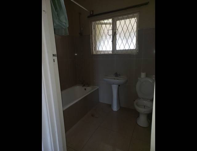 3 BEDROOM FREESTANDING FOR SALE IN SCOTTSVILLE